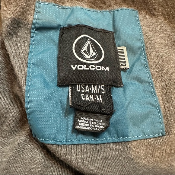 Volcom windbreak/rain jacket sz 5 little kids. - Picture 3 of 9